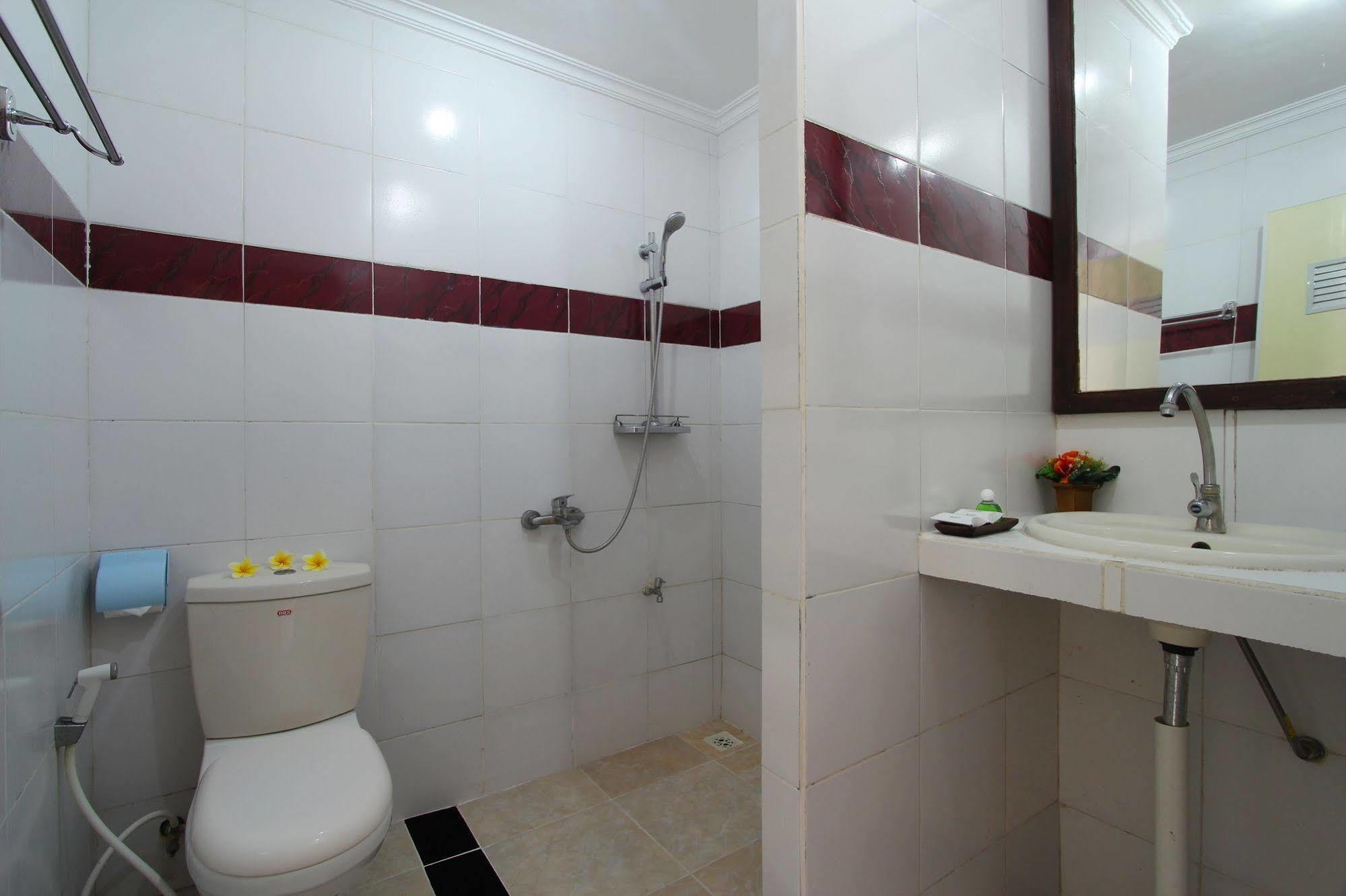 Jimbaran Lestari Hotel & Residence - Spa Екстериор снимка