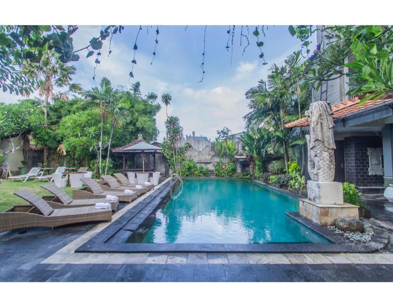 Jimbaran Lestari Hotel & Residence - Spa Екстериор снимка